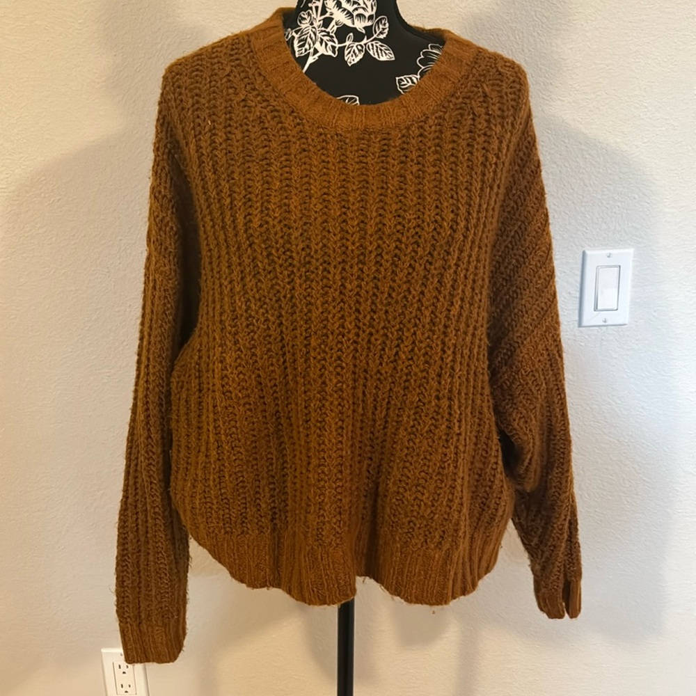 American eagle sweater